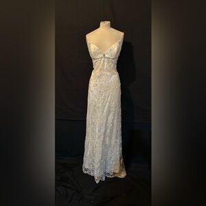 St. Pucchi Ivory Silk Lace Sheath Wedding Dress 10